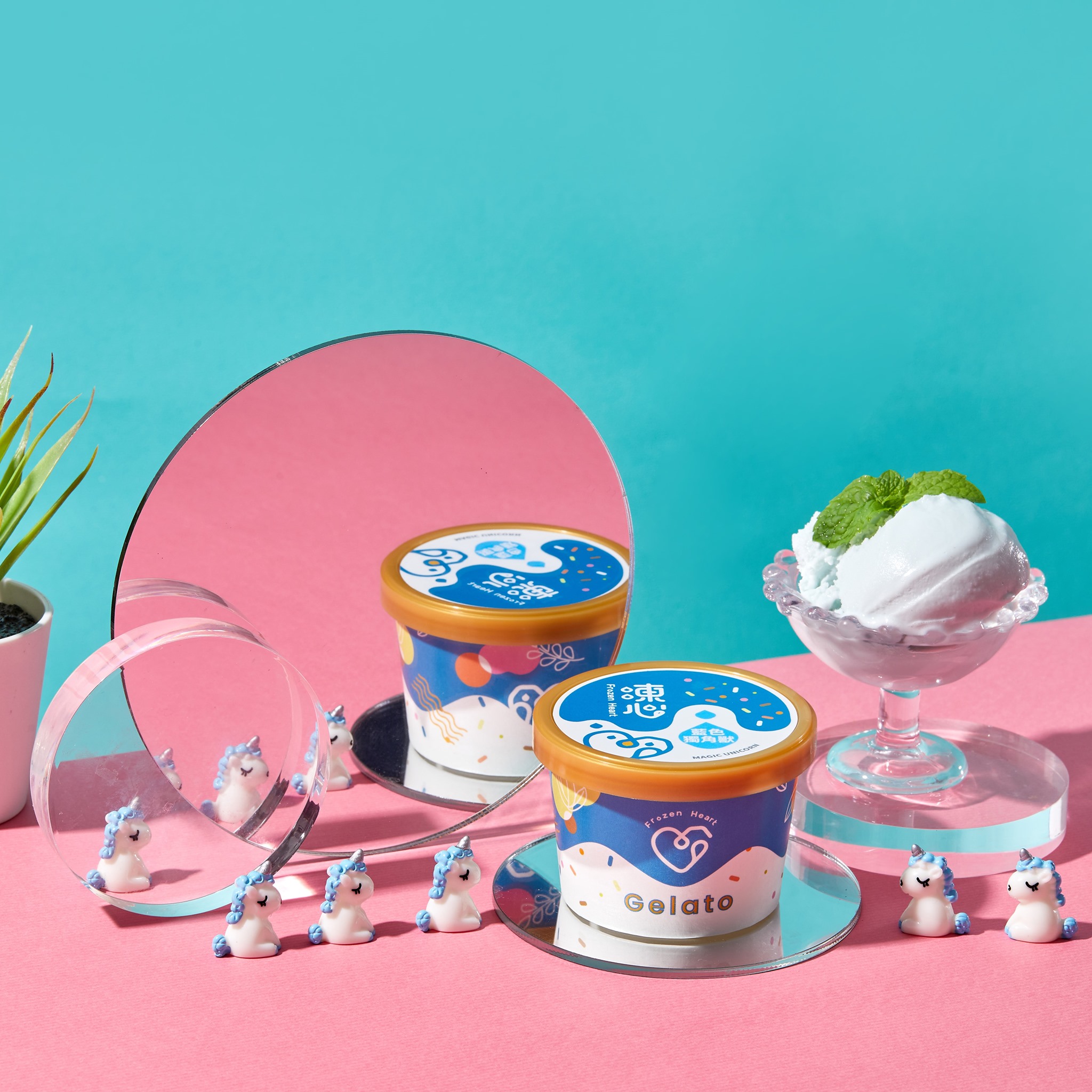 雪糕冰淇淋杯标签包装设计样机 (PSD) - 云瑞设计