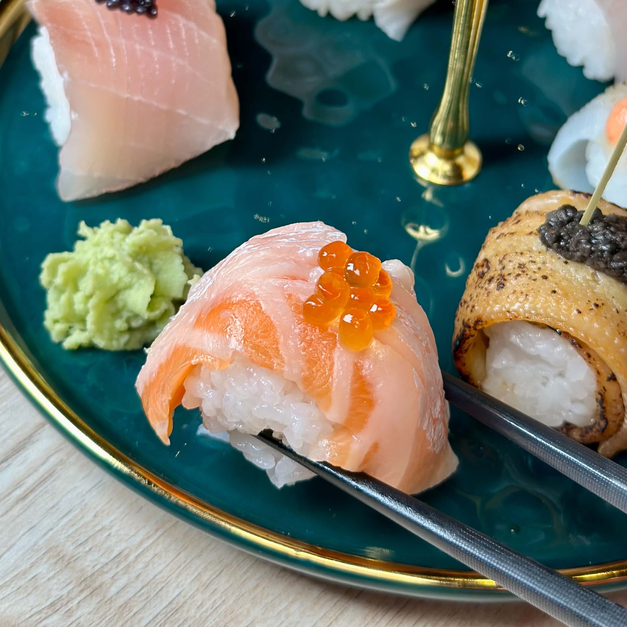 Sakana魚吞壽司