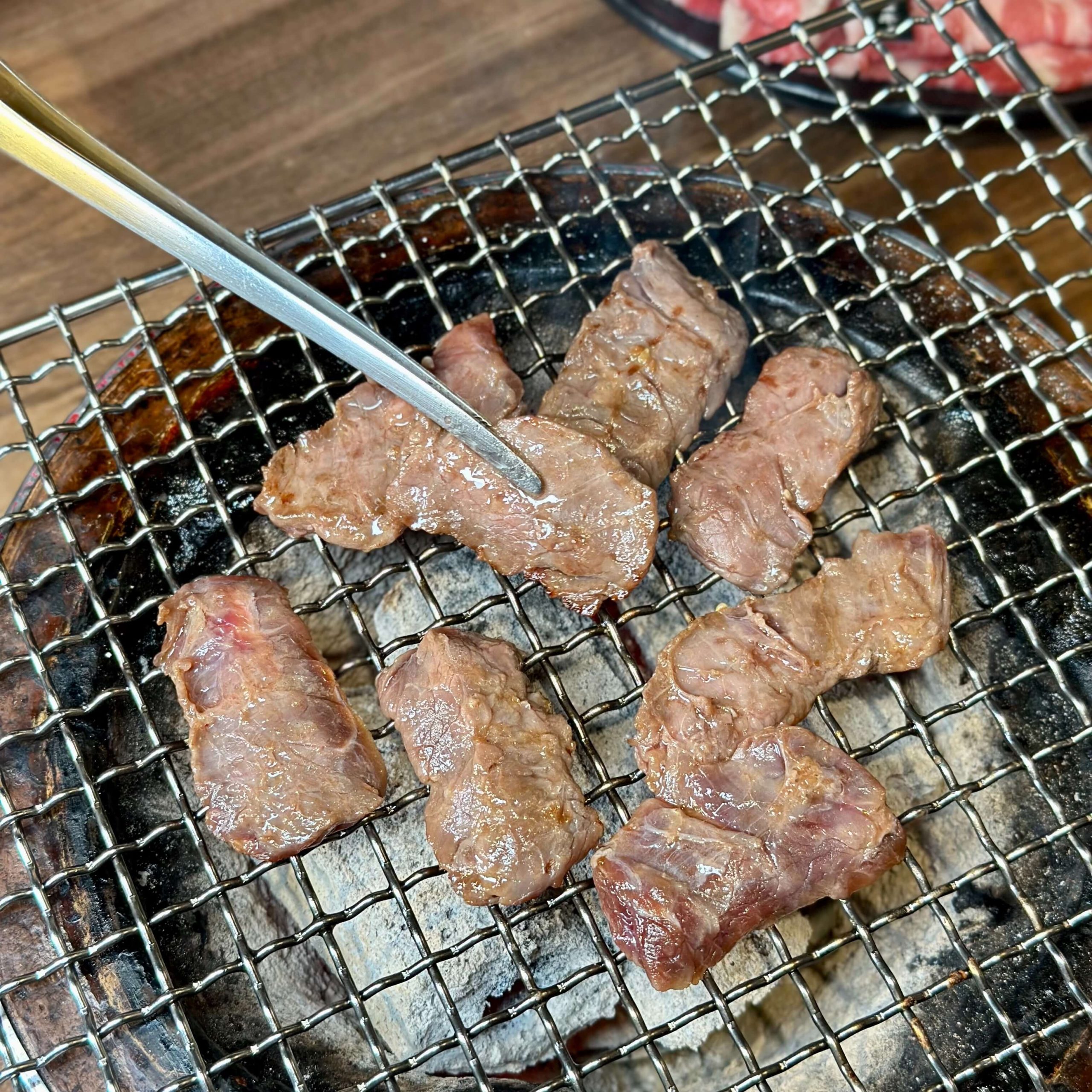 不秋草日式炭火燒肉