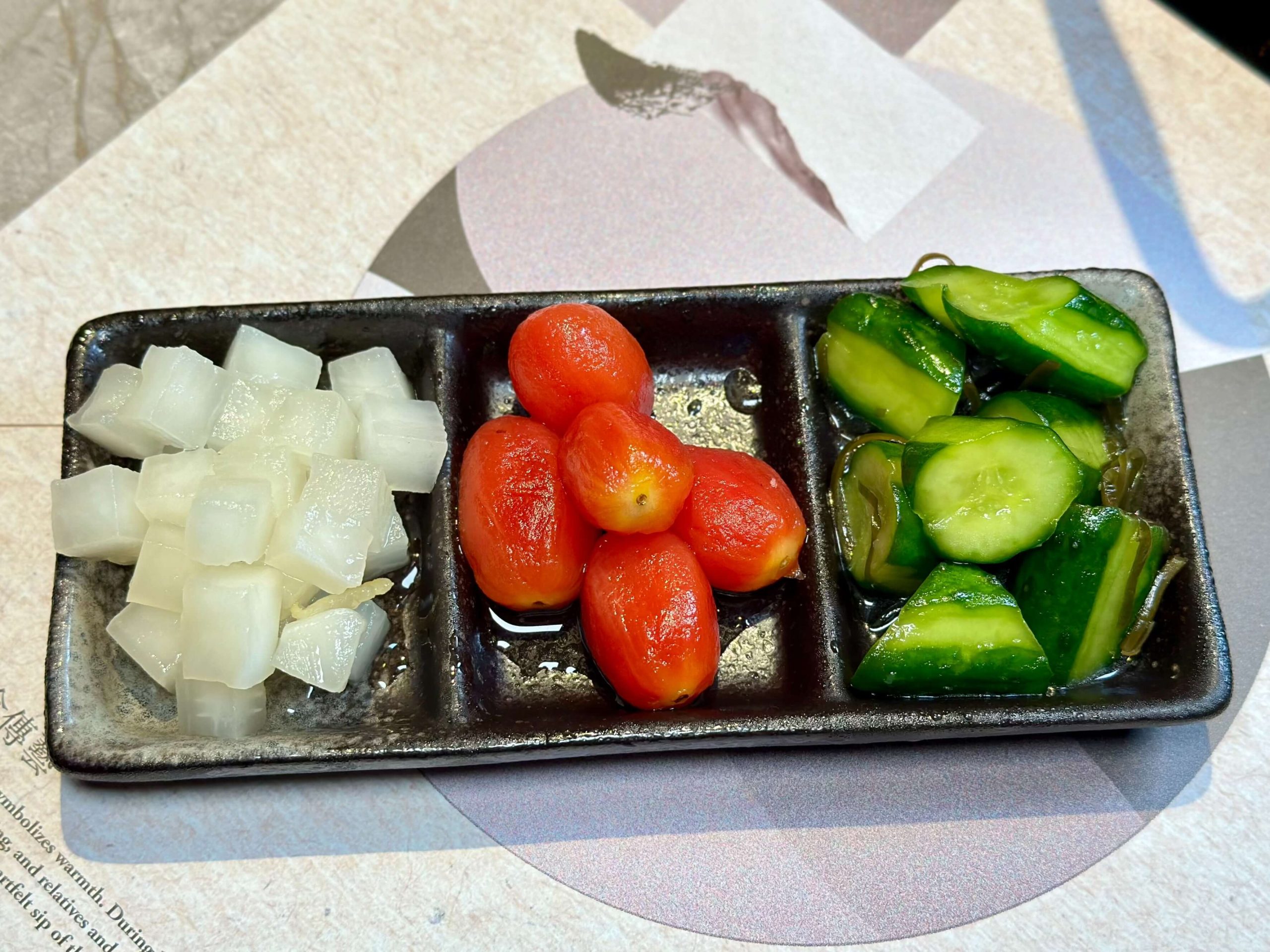 聚食釜台式頂級蝦湯鍋物