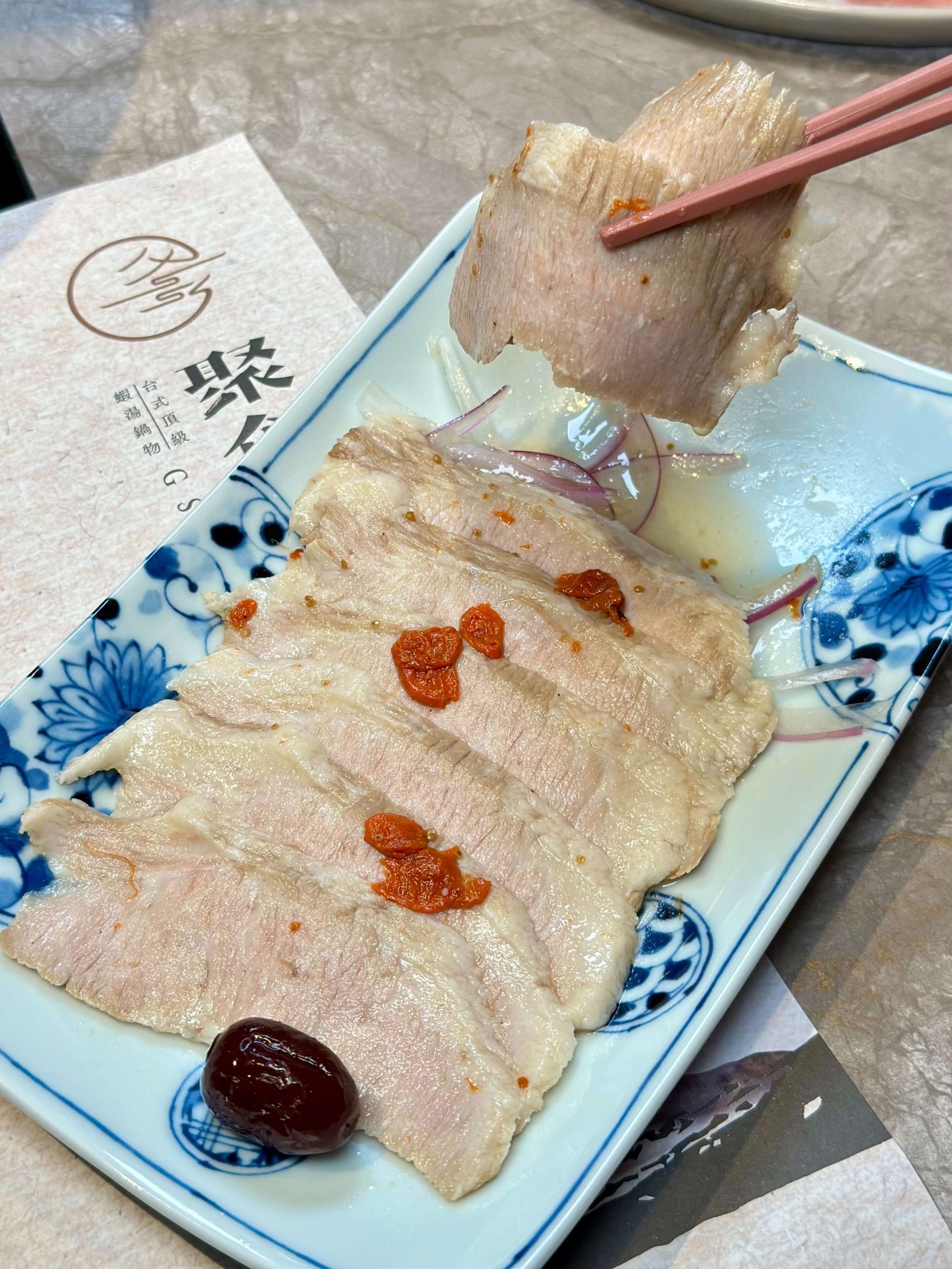 聚食釜台式頂級蝦湯鍋物