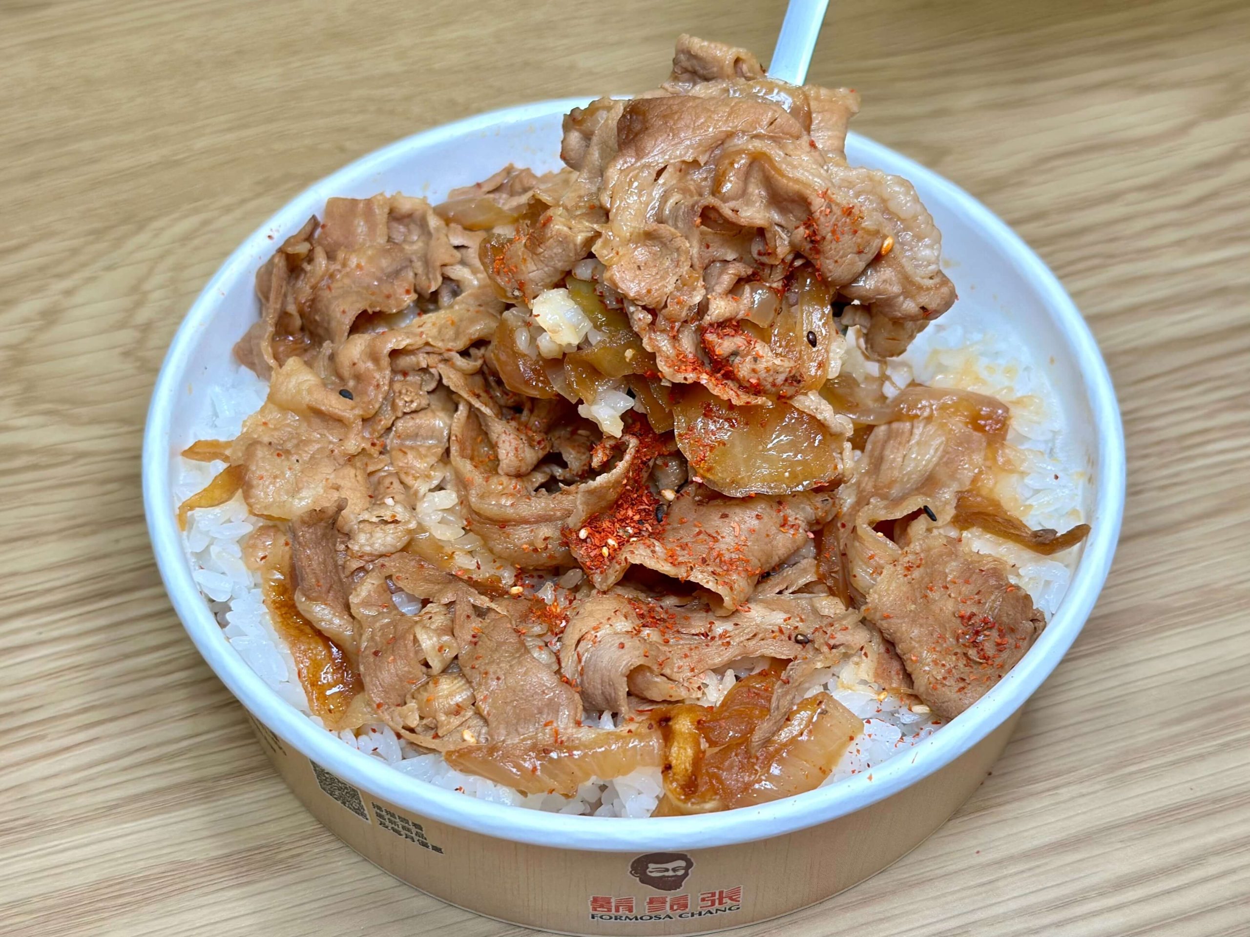 鬍鬚張魯肉飯