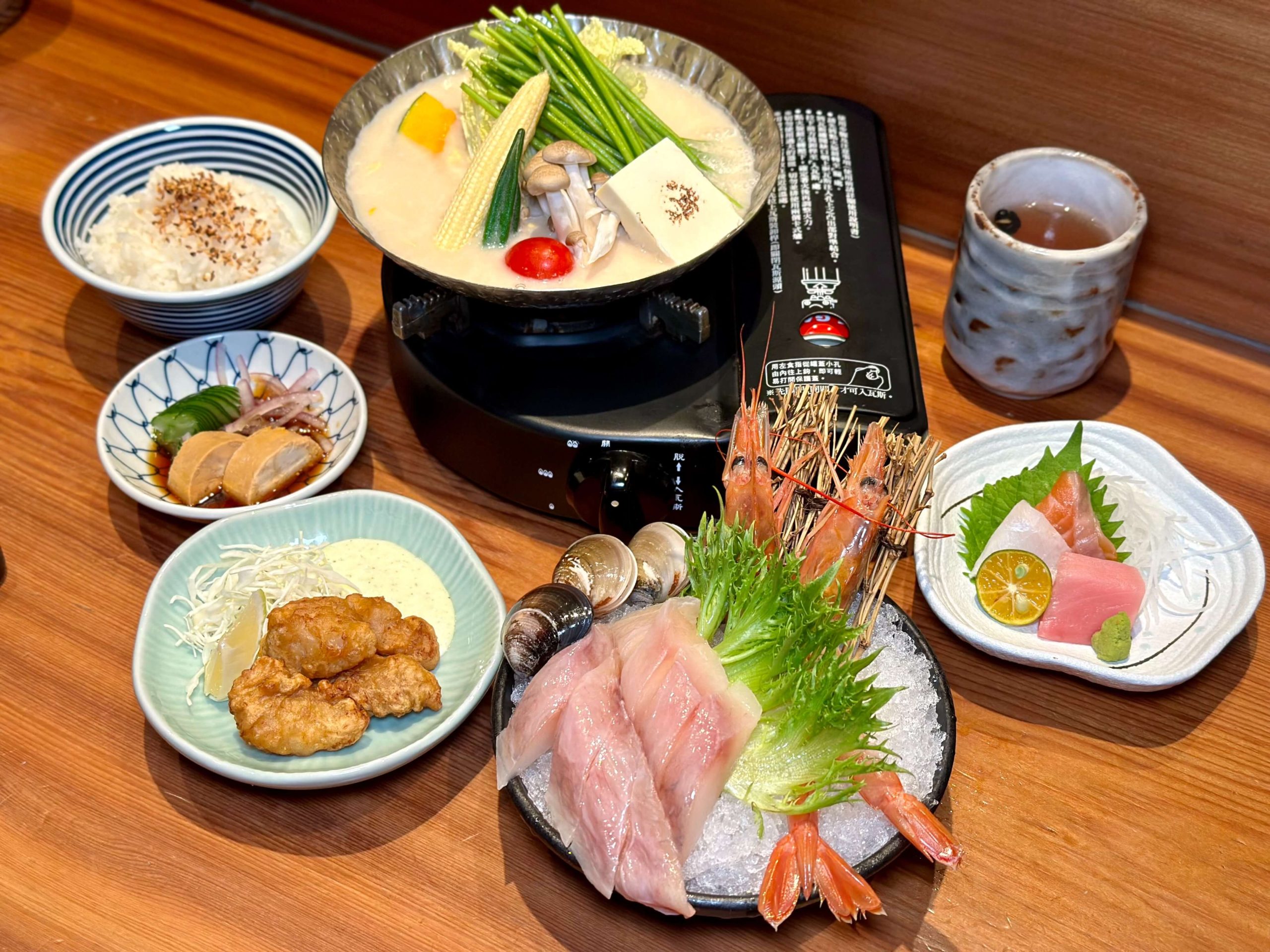 日本橋海鮮丼辻半