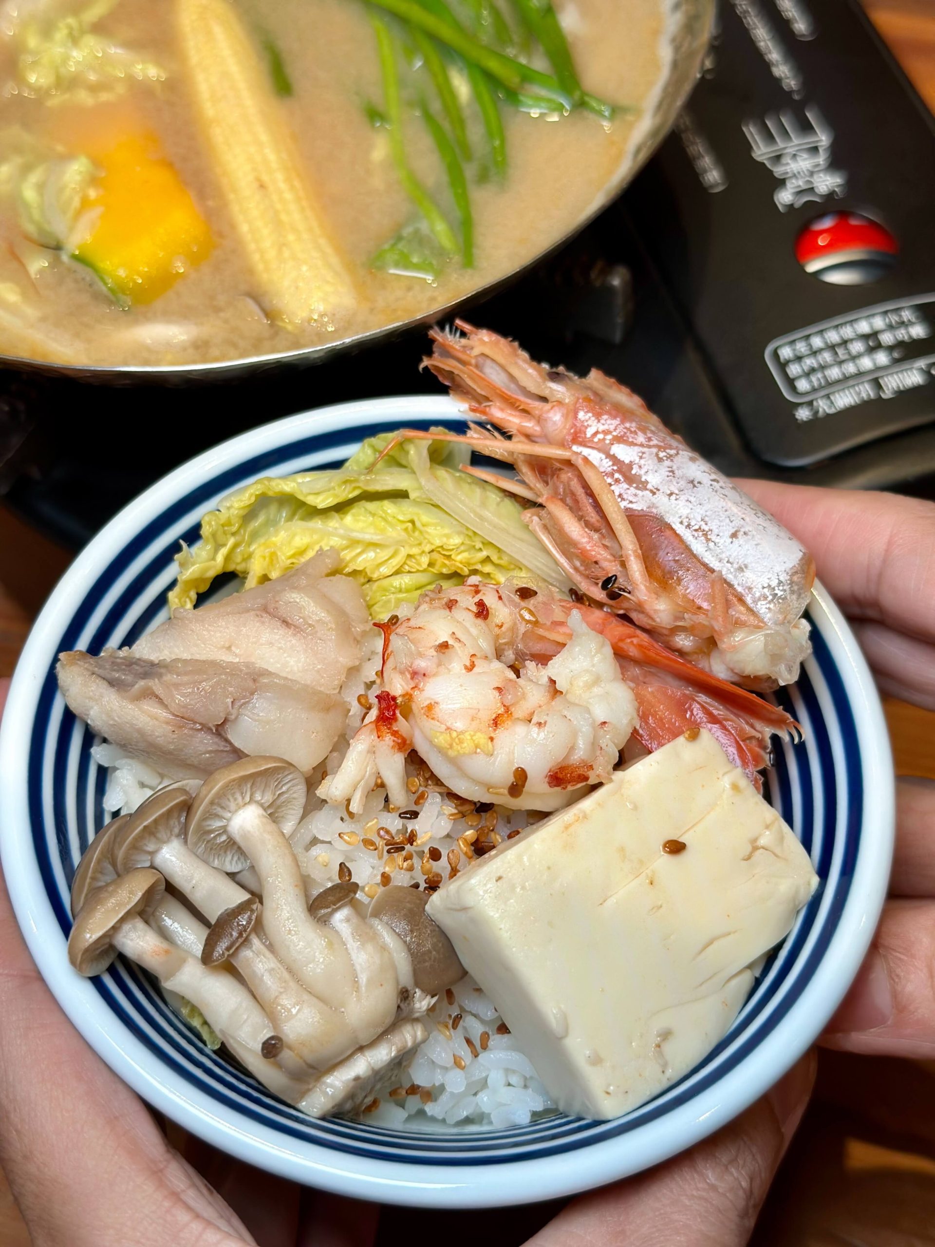 日本橋海鮮丼辻半