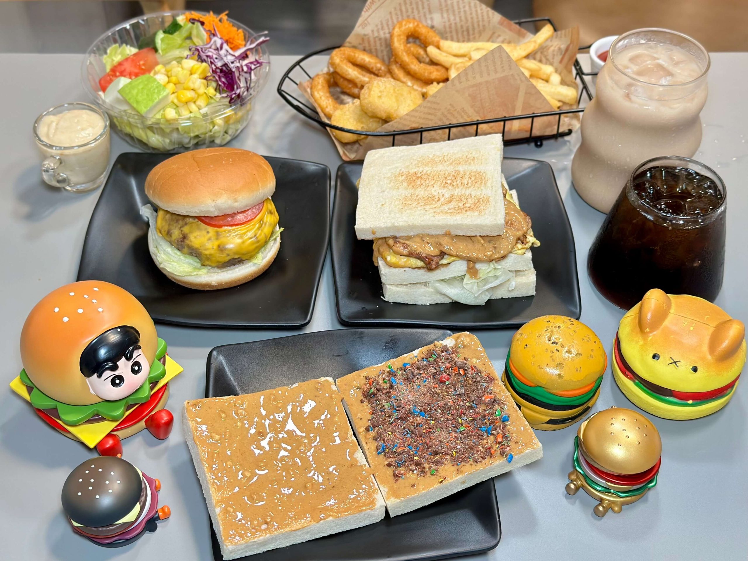 擁灣朝食屋