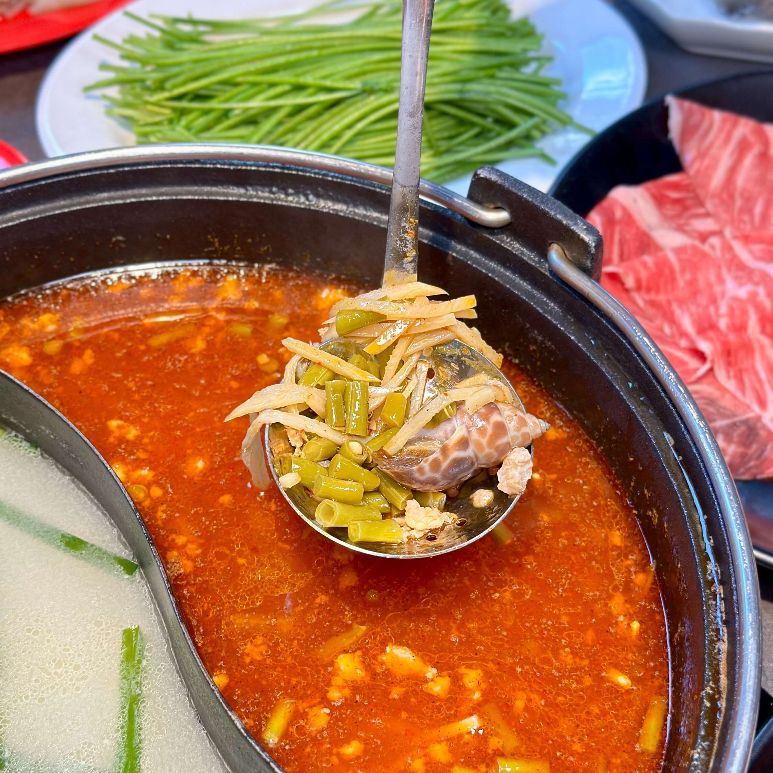 螺螄福-鴛鴦石頭火鍋