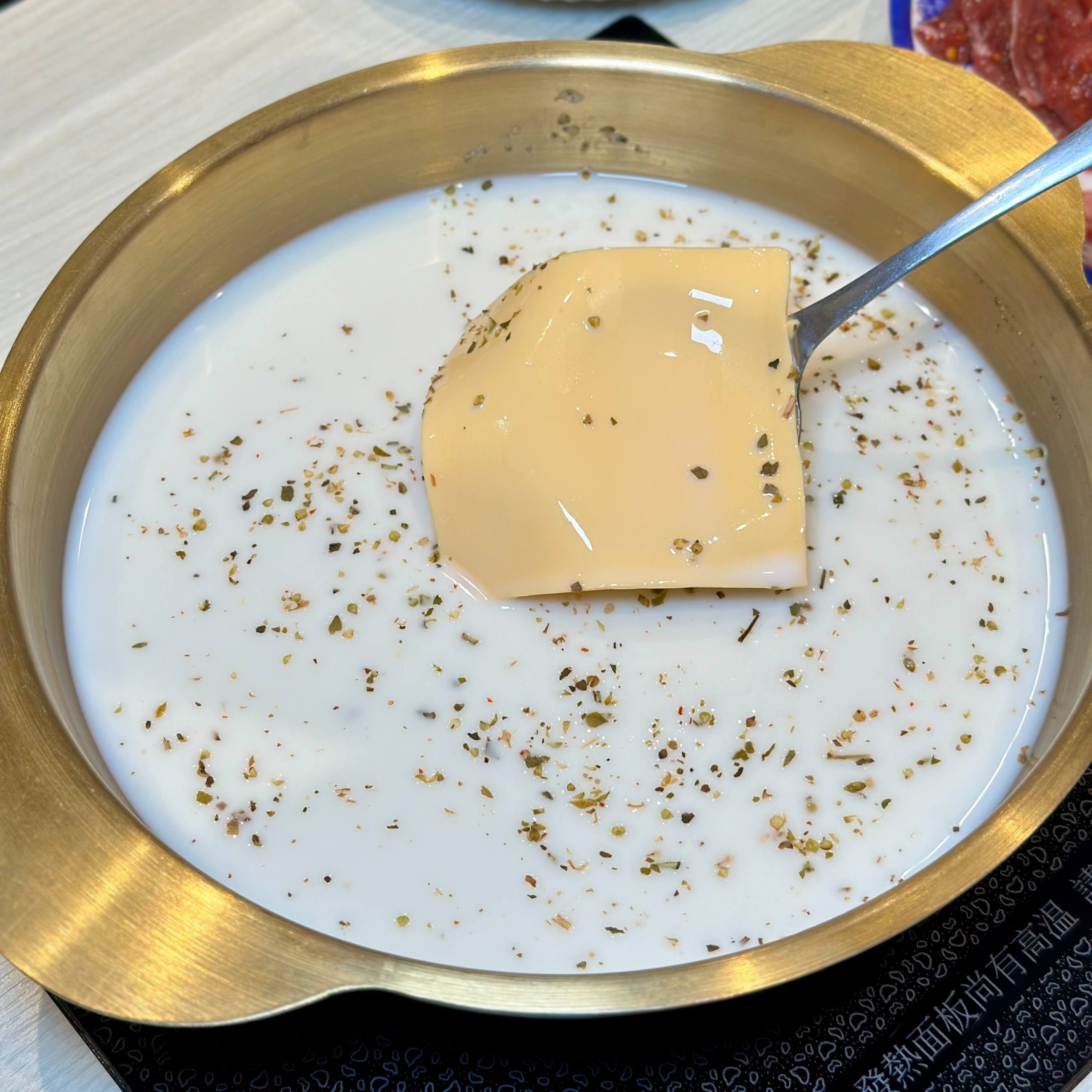 真涮吃到飽火鍋